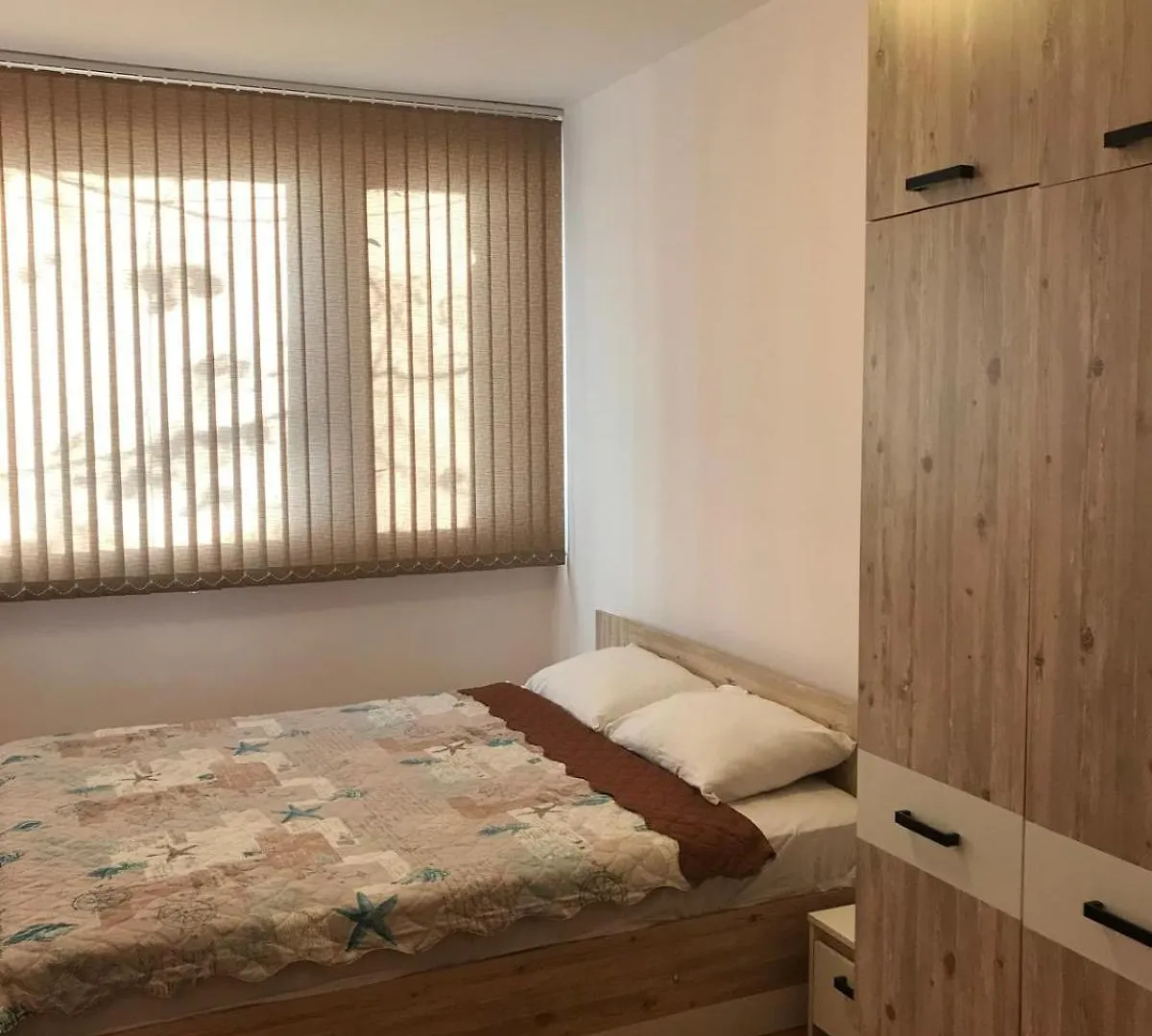 Апартаменти За Нощувки -Лазур Burgas 0*,  Bulgaria